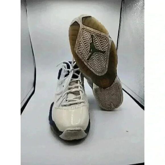 Nike Air Jordan 23 315317-104 Men's Size 9.5 White Leather Basketbal Shoes 7853 - Picture 8 of 9